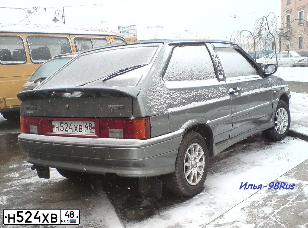 Фото автомобиля LADA 2113 SAMARA, 2010 — госномер А171МЕ164. Цвет: СРЕДНИЙ СЕРО-ЗЕЛЕНЫЙ МЕТАЛЛИК