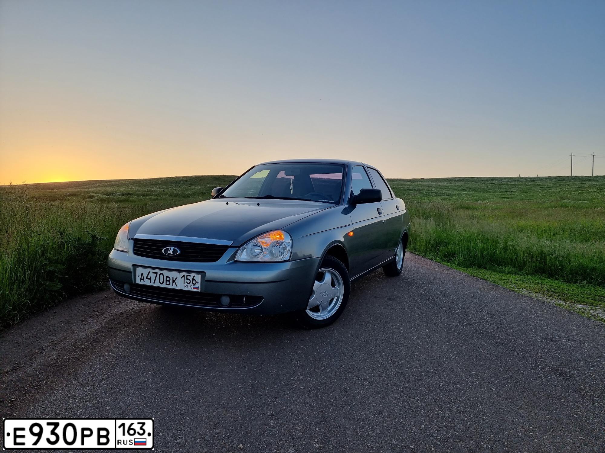 Фото автомобиля LADA 2170 PRIORA, 2007 — госномер Е439РН702. Цвет: СРЕДНИЙ СЕРО-ЗЕЛЕНЫЙ МЕТ.