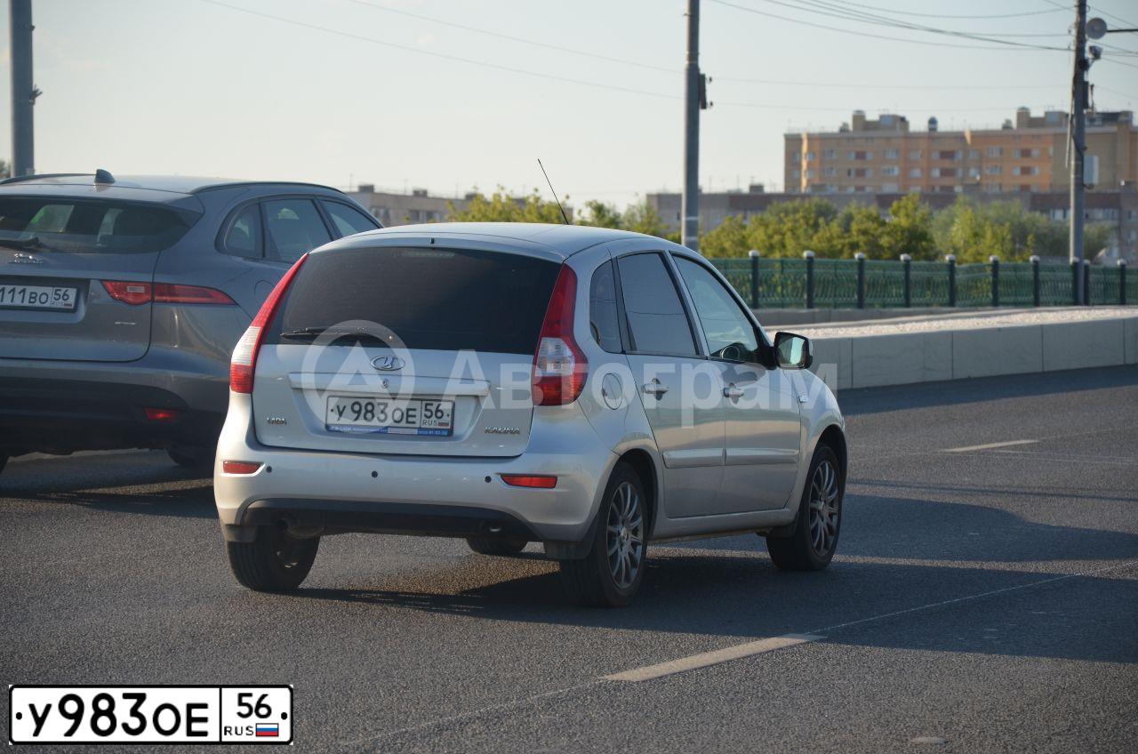 Фото автомобиля LADA 2192 KALINA, 2014 — госномер У983ОЕ56. Цвет: СЕРЕБРИСТЫЙ