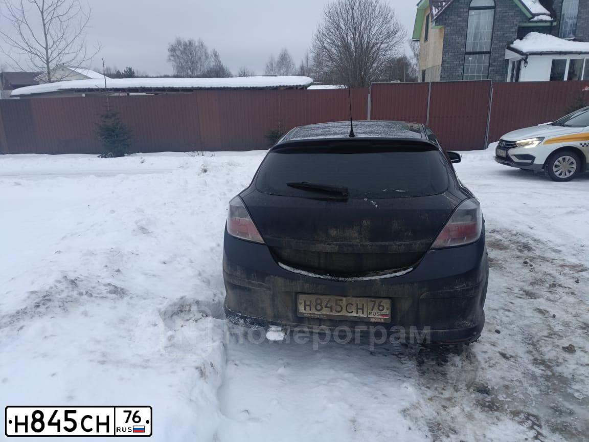 Фото автомобиля OPEL ASTRA, 2008 — госномер Н845СН76. Цвет: ЧЕРНЫЙ
