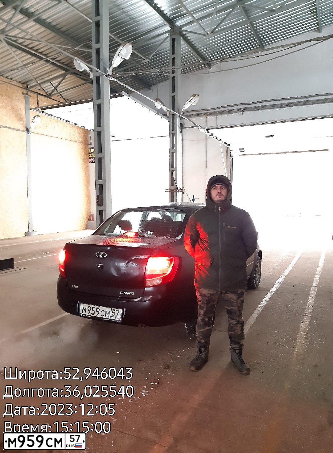 Фото автомобиля LADA 2190 GRANTA, 2014 — госномер М959СМ57. Цвет: СИНЕ-ЧЕРНЫЙ