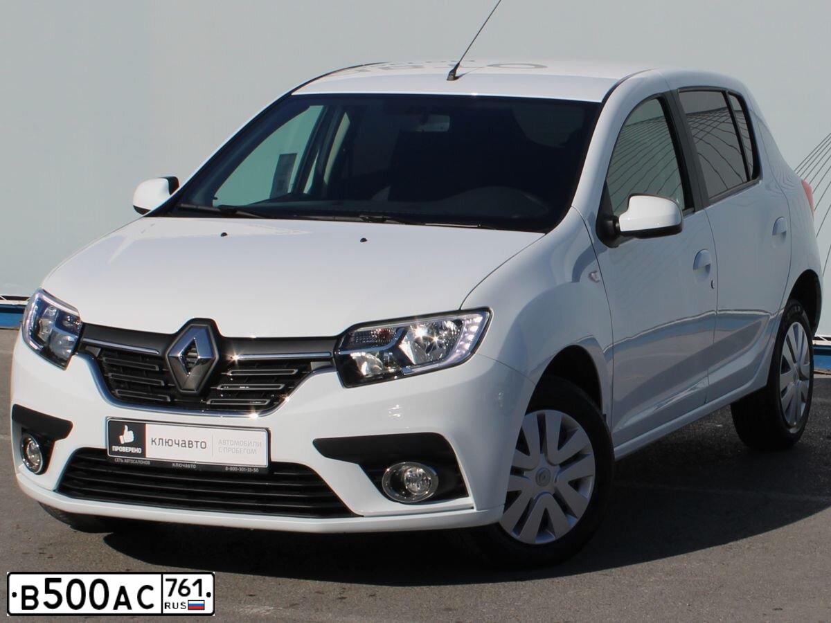 Фото автомобиля RENAULT SANDERO, 2020 — госномер В500АС761. Цвет: Белый