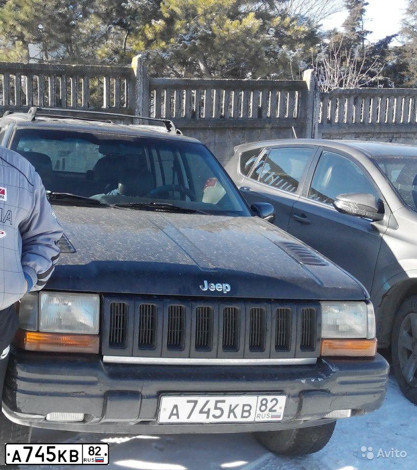 Фото автомобиля JEEP GRAND CHEROKEE, 1995 — госномер В674ВЕ92. Цвет: ЧЕРНЫЙ