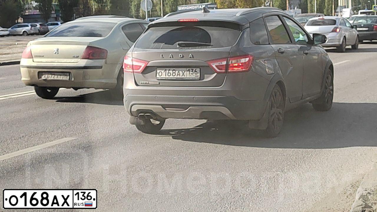 Фото автомобиля LADA VESTA, 2017 — госномер О168АХ136. Цвет: СЕРО-ГОЛУБОЙ