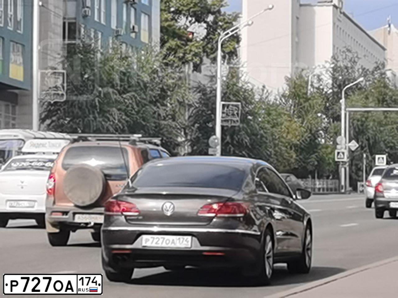 Фото автомобиля VOLKSWAGEN PASSAT, 2013 — госномер С597ВР196. Цвет: Коричневый