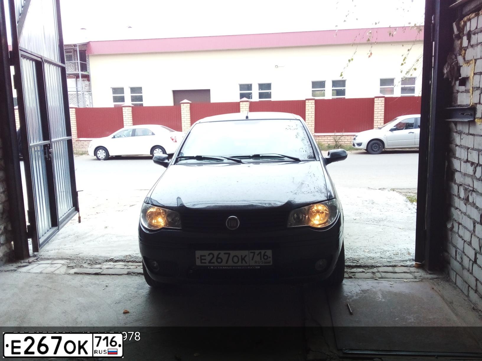 Фото автомобиля FIAT ALBEA, 2010 — госномер Е267ОК716. Цвет: ЧЕРНЫЙ