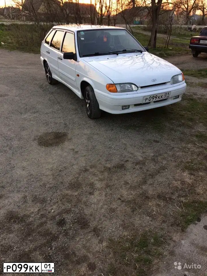 Фото автомобиля LADA 2114 SAMARA, 2012 — госномер Р099КК01. Цвет: Белый