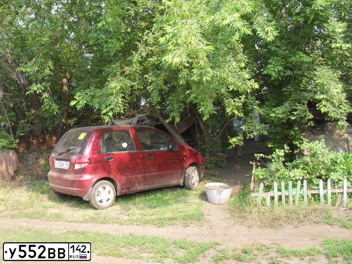 Фото автомобиля TOYOTA COROLLA, 2012 — госномер У552ВВ142. Цвет: СЕРЕБРИСТЫЙ