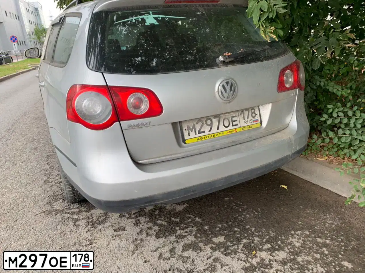 Фото автомобиля VOLKSWAGEN PASSAT, 2006 — госномер Х434ВЕ797. Цвет: Серебристый
