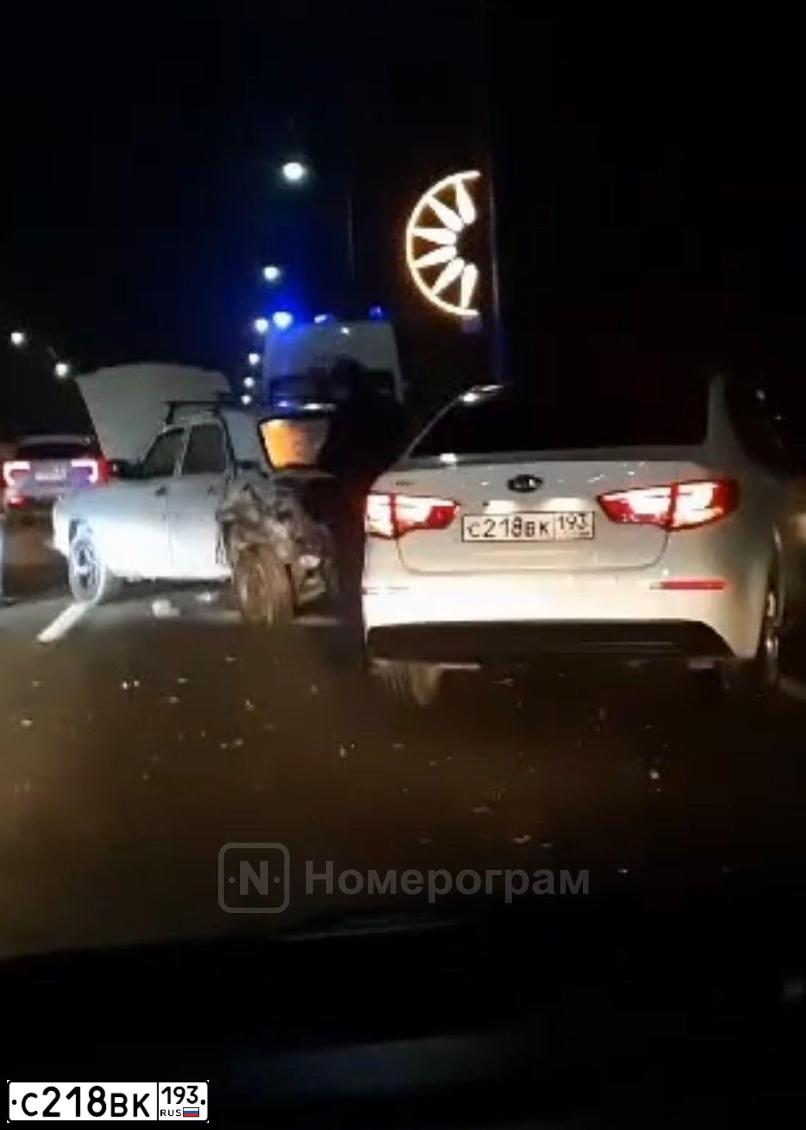 Фото автомобиля KIA RIO, 2016 — госномер С218ВК193. Цвет: Белый