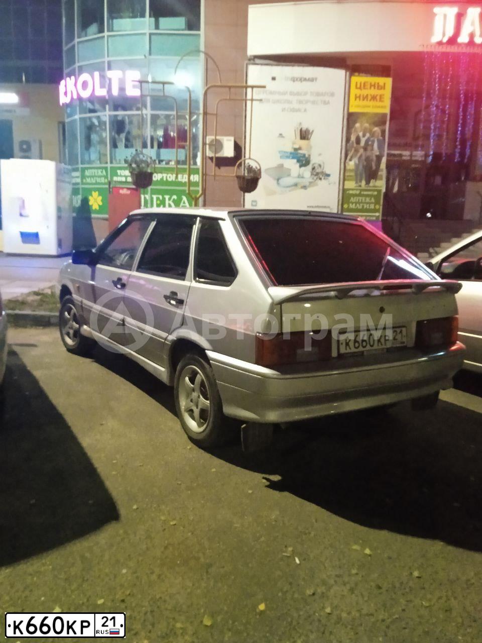 Фото автомобиля LADA 2114 SAMARA, 2004 — госномер К660КР21. Цвет: СВЕТЛО-СЕРЕБРИСТ МЕТАЛЛ