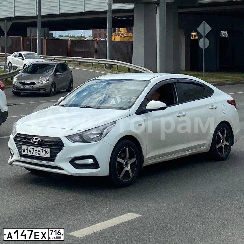Фото автомобиля HYUNDAI SOLARIS, 2017 — госномер А147ЕХ716. Цвет: БЕЛЫЙ