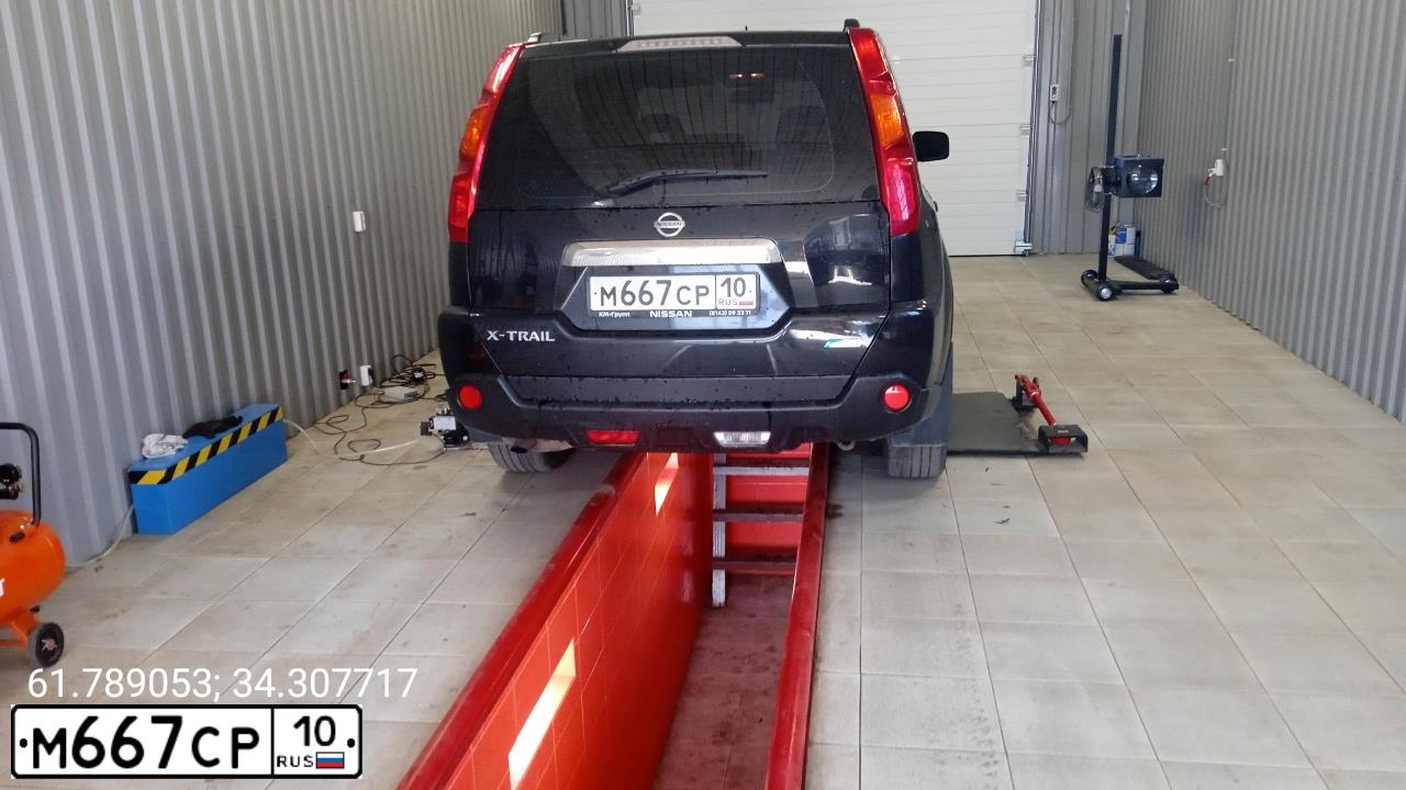 Фото автомобиля NISSAN X-TRAIL, 2010 — госномер С762ХС198