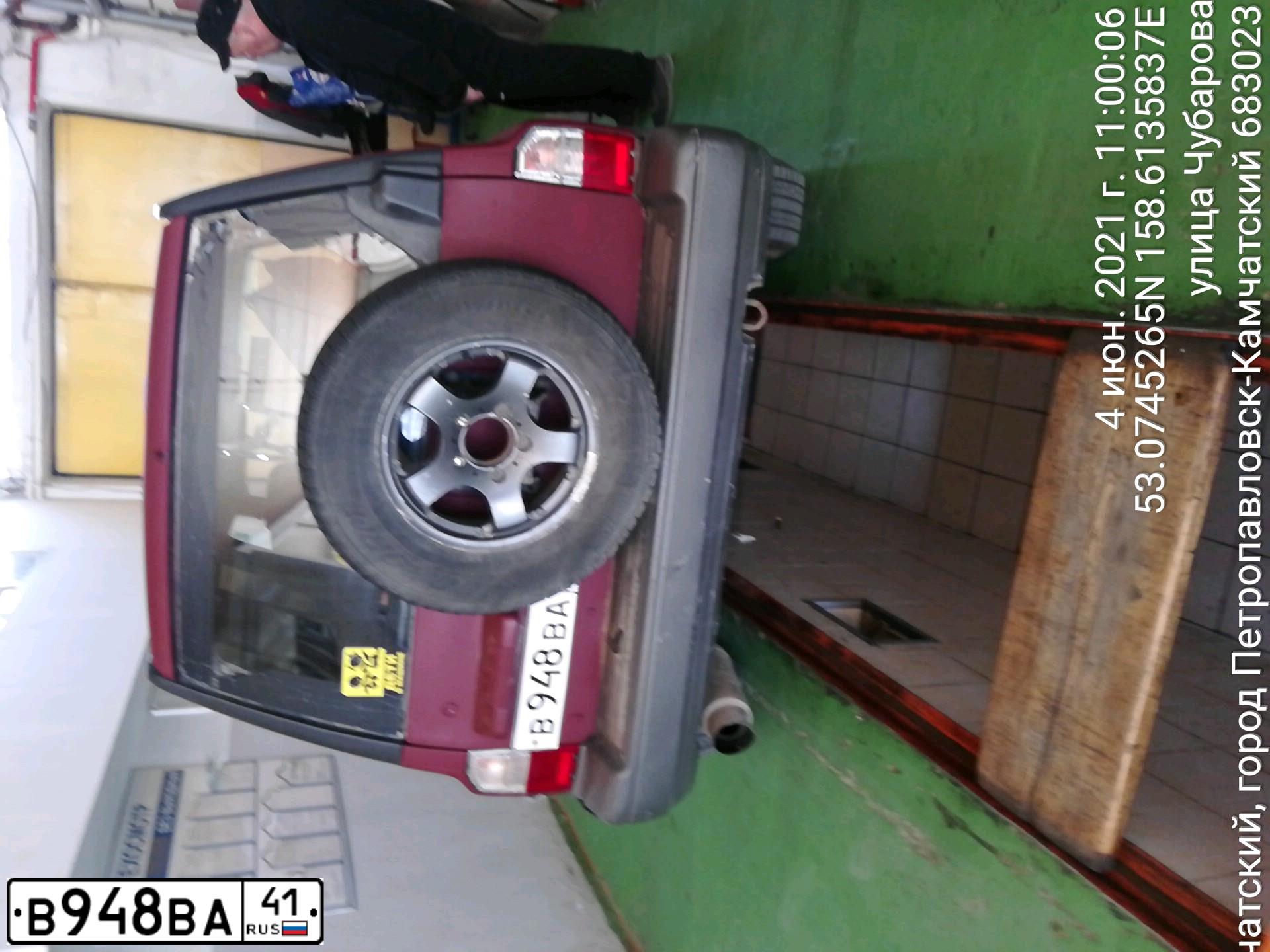 Фото автомобиля MAZDA PROCEED, 1996 — госномер В803РН41