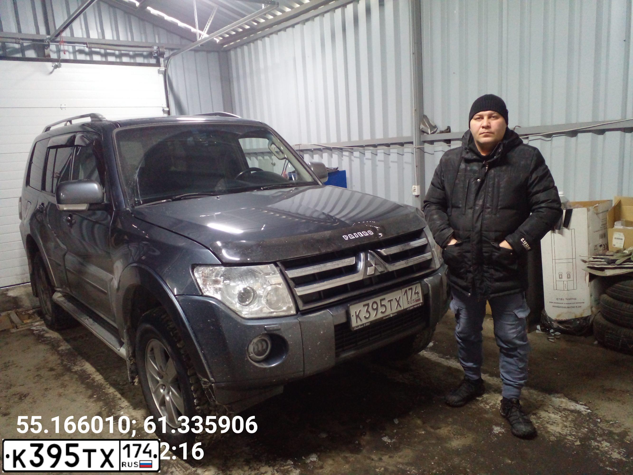 Фото автомобиля MITSUBISHI PAJERO, 2008 — госномер У705ВК774. Цвет: ТЕМНО-СЕРЫЙ