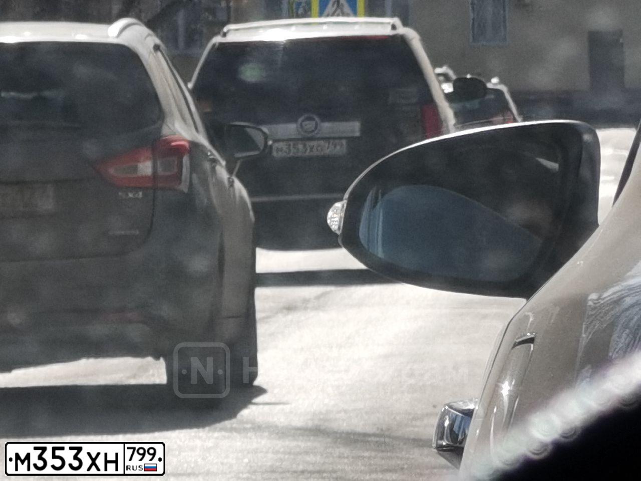 Фото автомобиля BMW X4, 2017 — госномер У409ТВ193. Цвет: Темно-синий