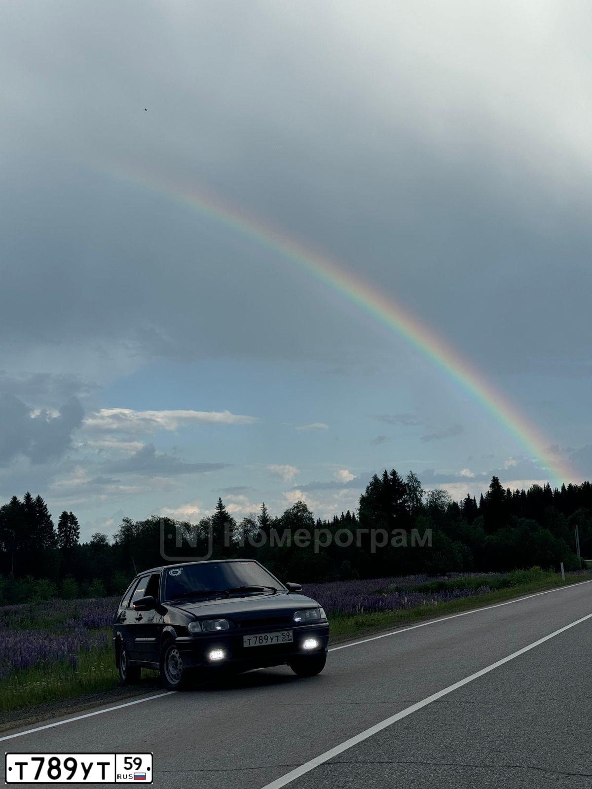 Фото автомобиля LADA 2114, 2006 — госномер Р350НУ159. Цвет: ГРАФИТОВЫЙ МЕТАЛЛИК