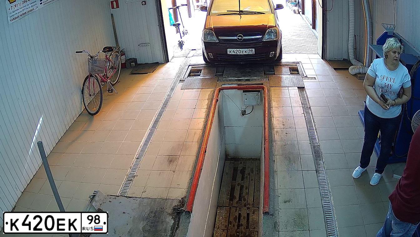 Фото автомобиля ОПЕЛЬ MERIVA, 2004 — госномер Е007ЕМ147. Цвет: ТЕМНО-КРАСНЫЙ