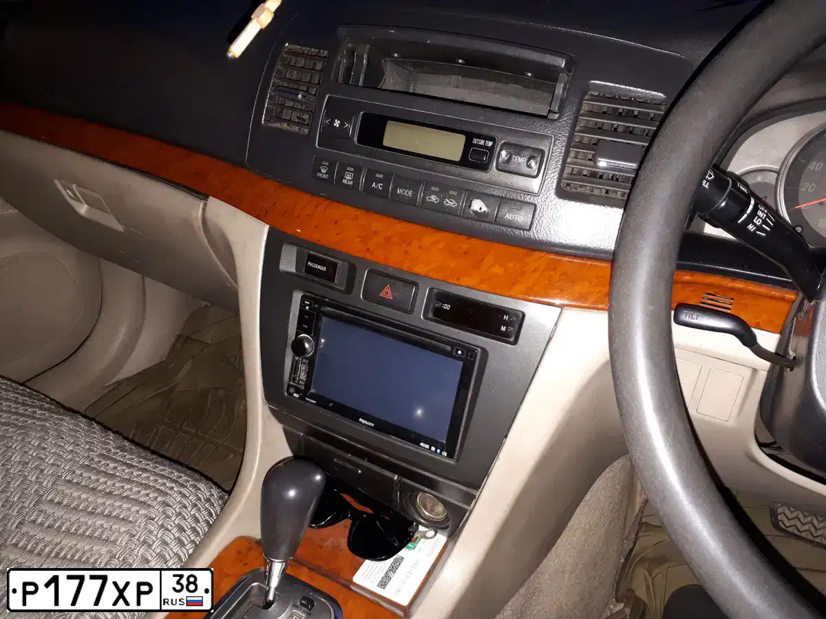 Фото автомобиля TOYOTA MARK II, 2001 — госномер Р177ХР38