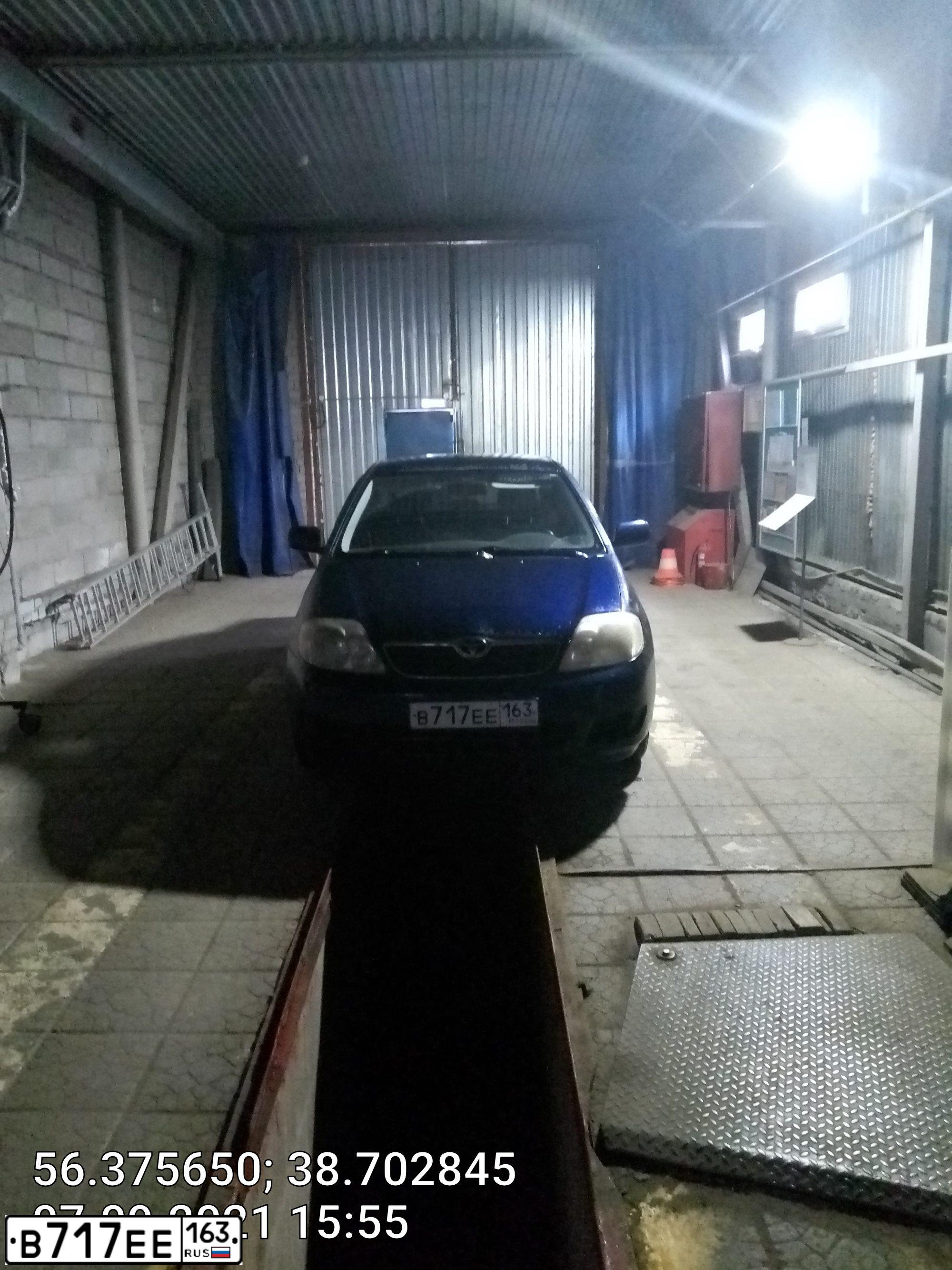 Фото автомобиля TOYOTA COROLLA, 2006 — госномер Е236АМ250