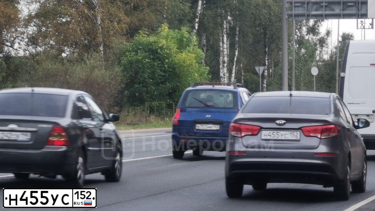 Фото автомобиля KIA RIO, 2015 — госномер Н455УС152. Цвет: ТЕМНО-СЕРЫЙ