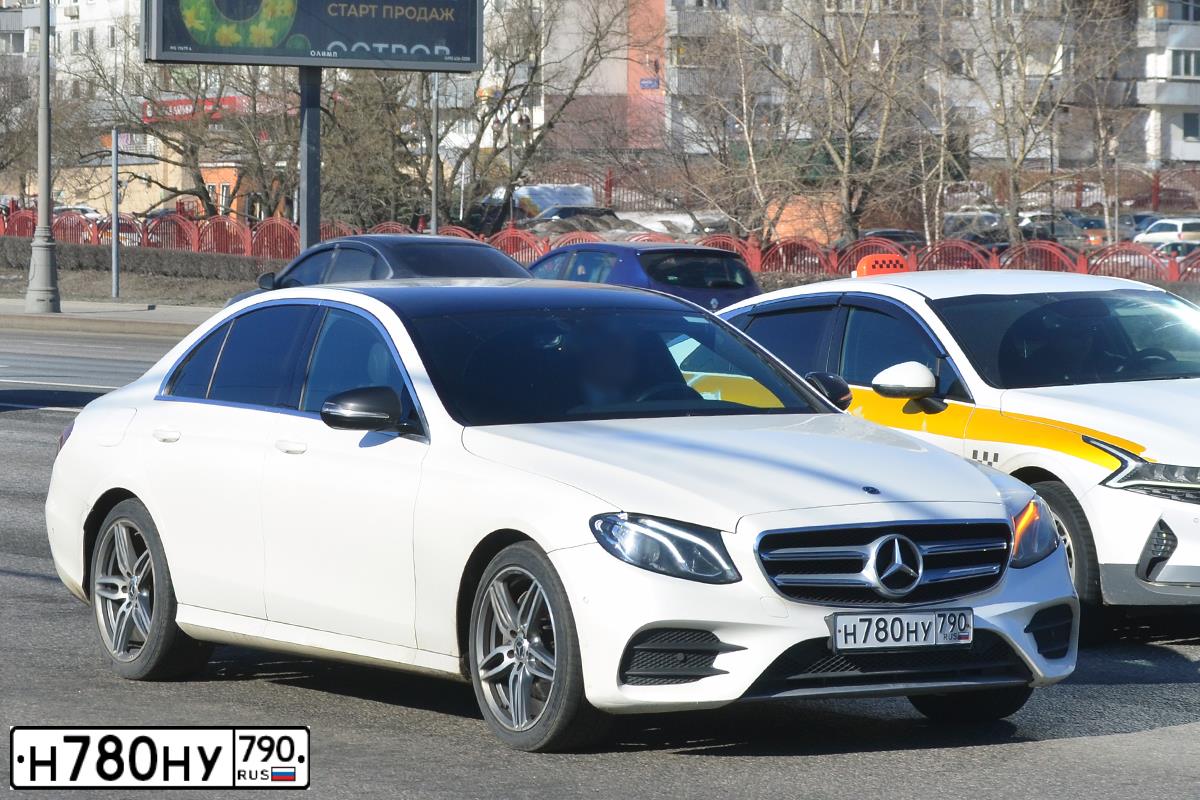 Фото автомобиля MERCEDES-BENZ E220D, 2019 — госномер М036ЕО550
