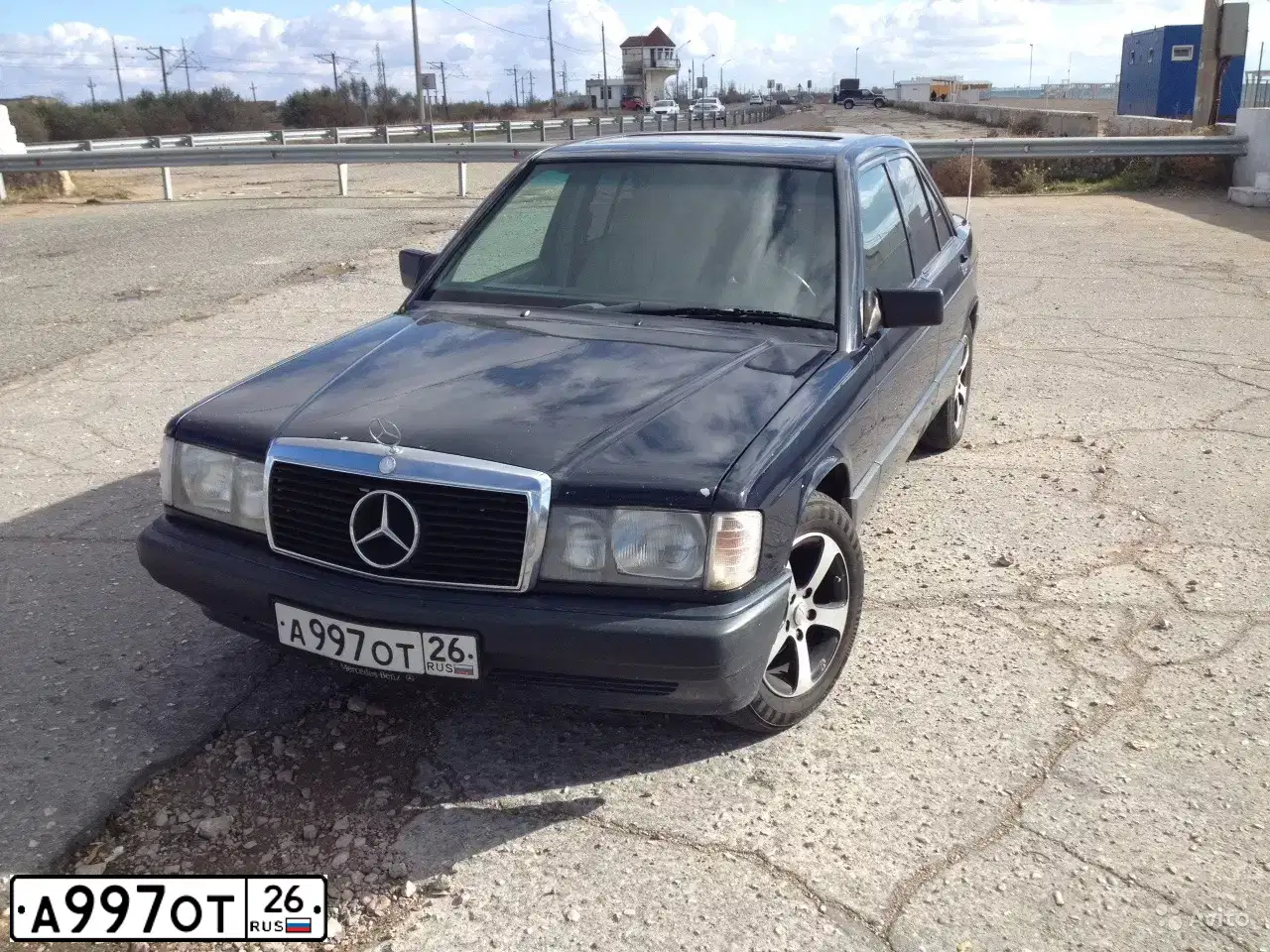 Фото автомобиля MERCEDES C-KLASSE, 1990 — госномер А997ОТ26. Цвет: ТЕМНО-СИНИЙ
