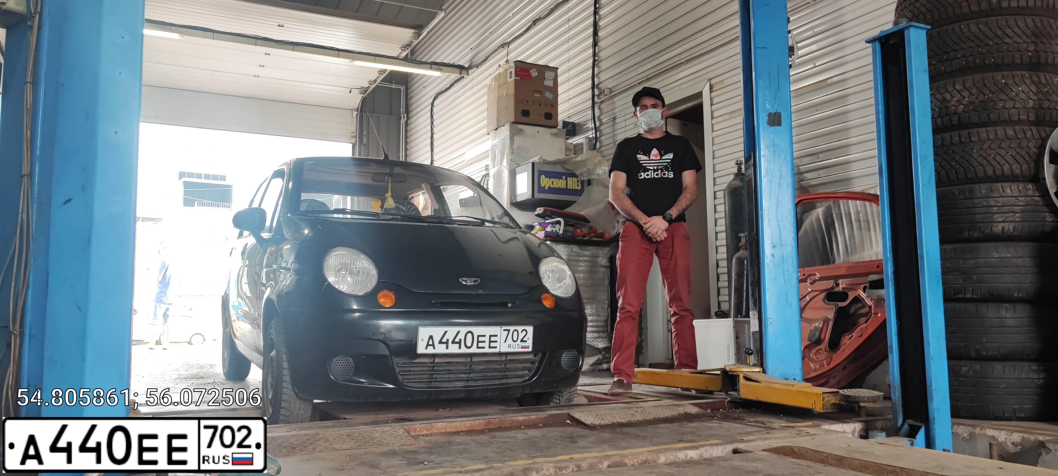Фото автомобиля DAEWOO MATIZ, 2010 — госномер А440ЕЕ702. Цвет: Бледно-Черный