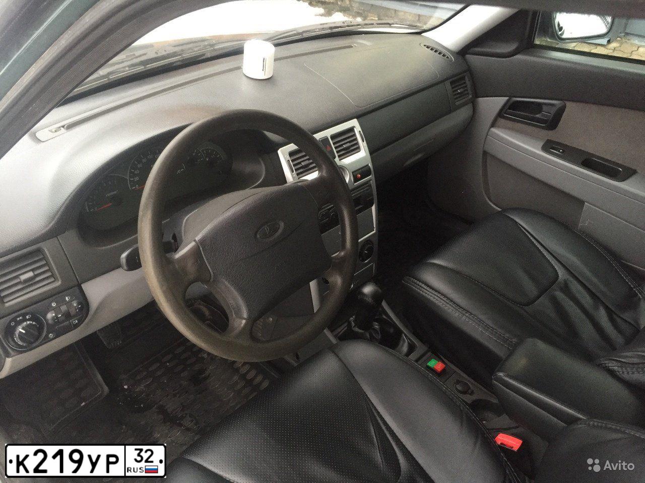 Фото автомобиля LADA PRIORA, 2007 — госномер Р272АХ32. Цвет: Серо-сине-зеленый