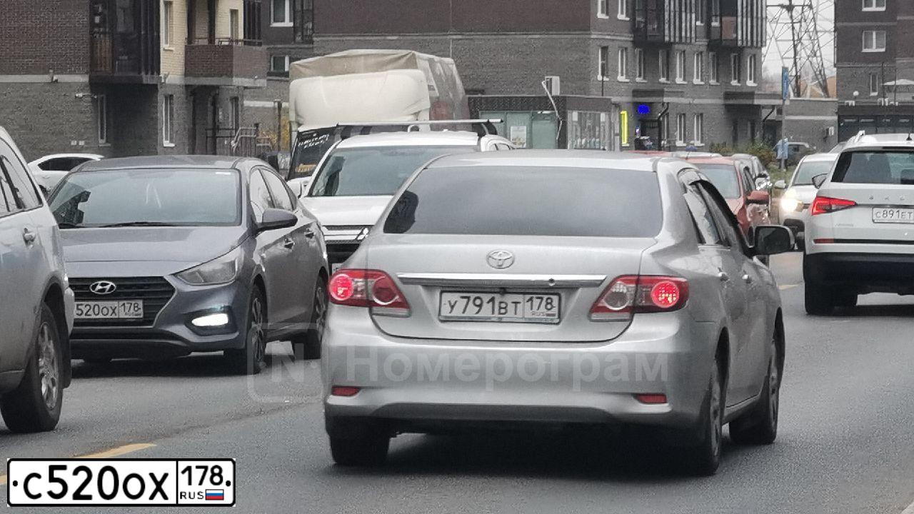 Фото автомобиля INFINITI I QX50 EX, 2014 — госномер У677ХР71. Цвет: ЧЕРНЫЙ