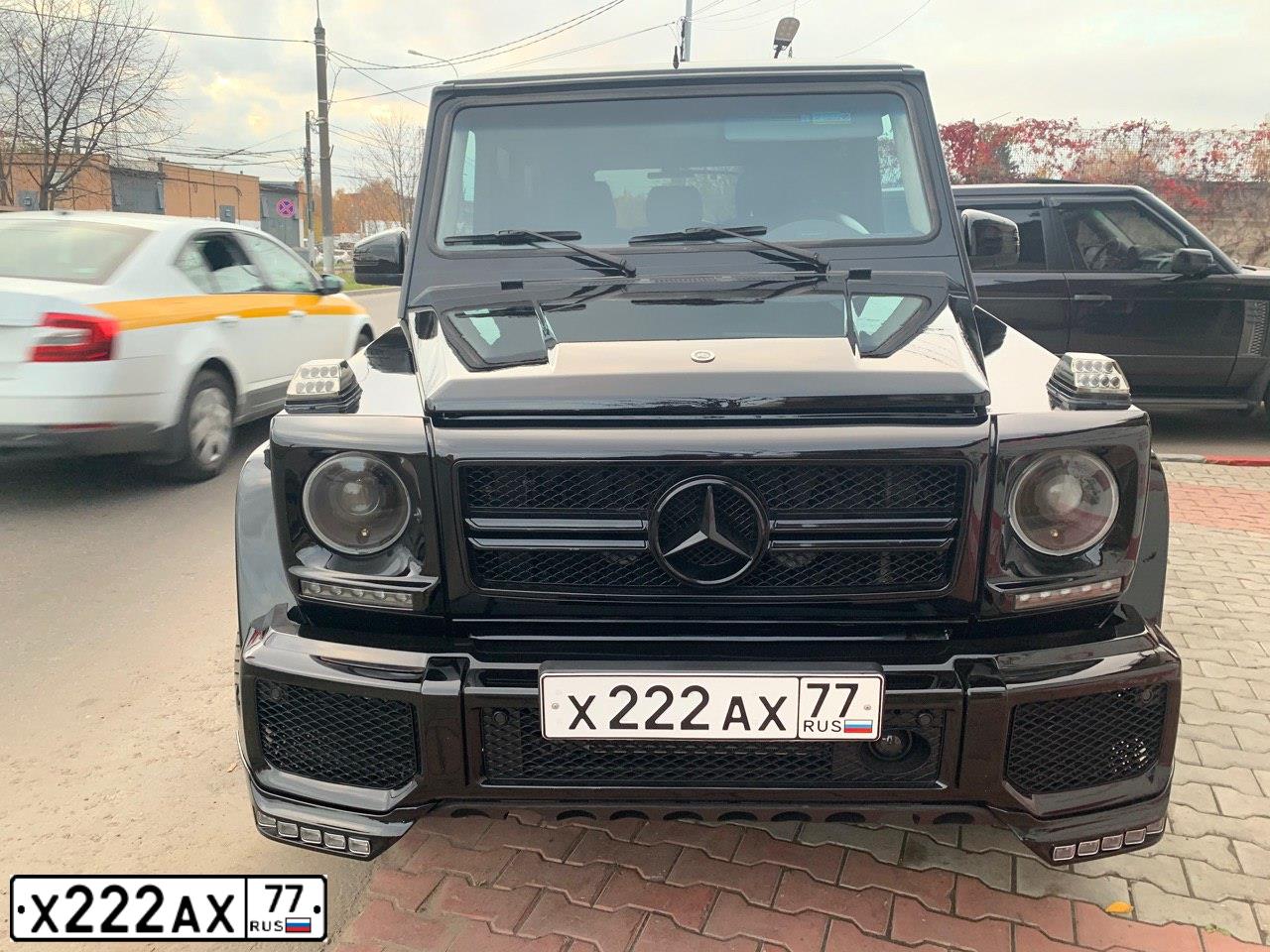 Фото автомобиля MITSUBISHI UNSPECIFIED, 1992 — госномер Х222АХ77. Цвет: ЗЕЛЕНЫЙ