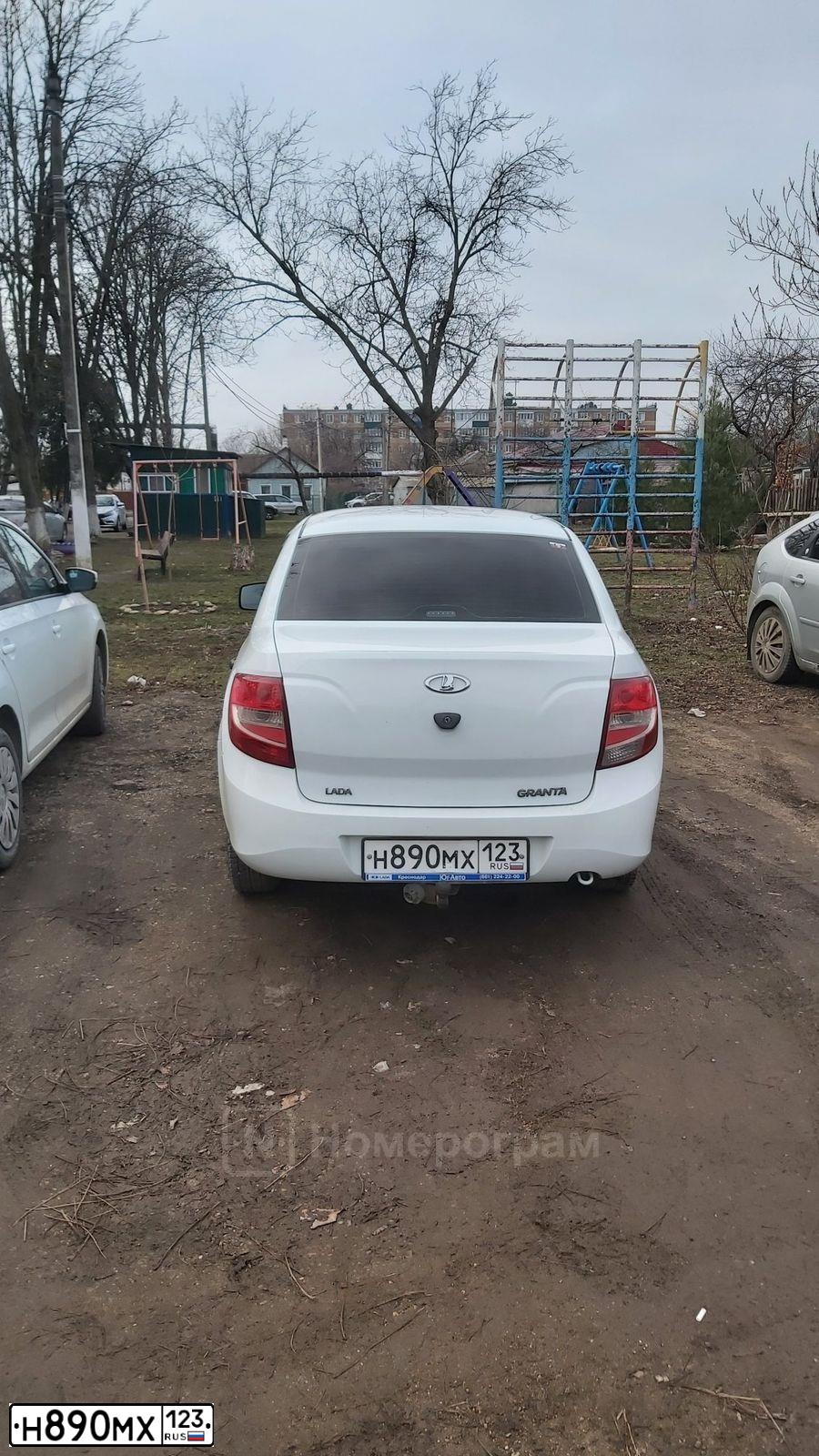 Фото автомобиля LADA 2190 GRANTA, 2013 — госномер Н890МХ123. Цвет: Белый