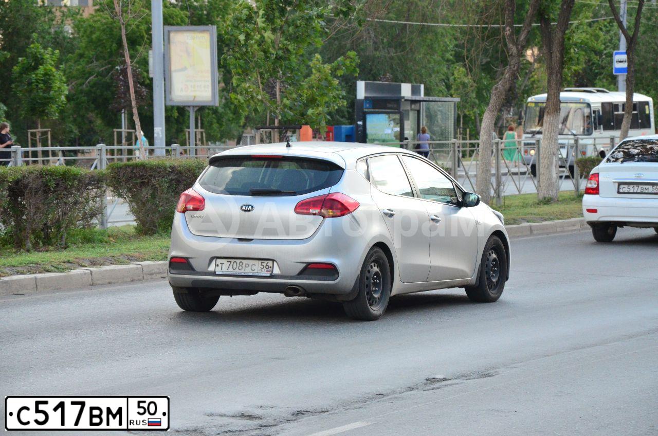 Фото автомобиля LADA 2114 SAMARA, 2012 — госномер Е181РР42. Цвет: Сине-Черный
