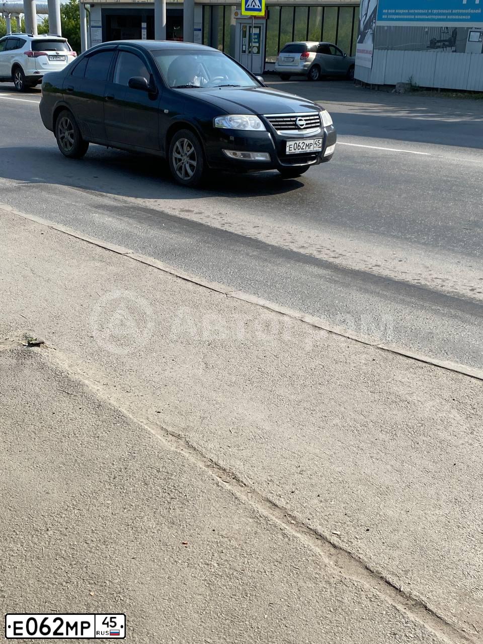 Фото автомобиля SKODA OCTAVIA, 2013 — госномер Е062МР45. Цвет: БЕЛЫЙ