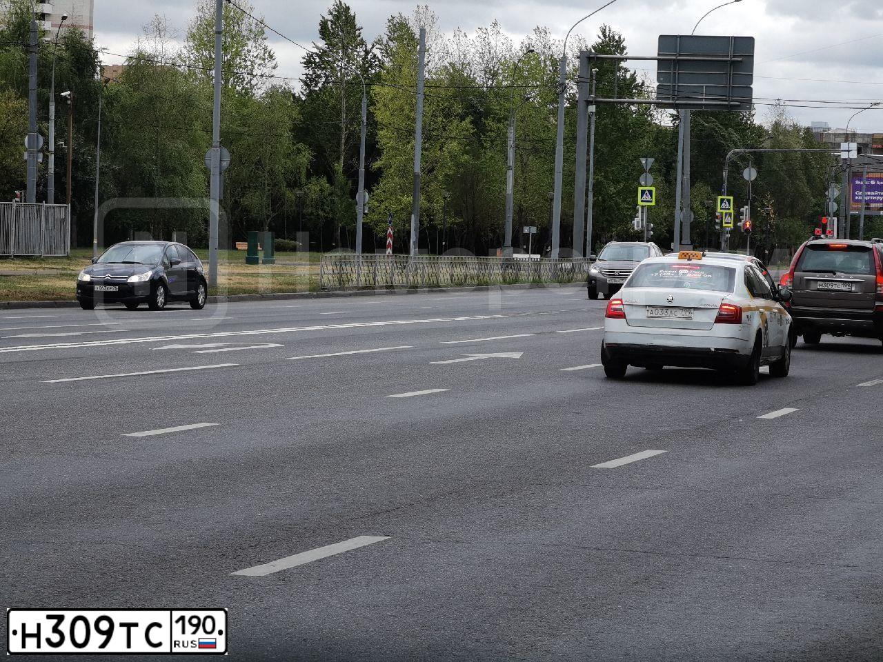 Фото автомобиля NISSAN JUKE, 2012 — госномер А078ХР76. Цвет: ЧЕРНЫЙ