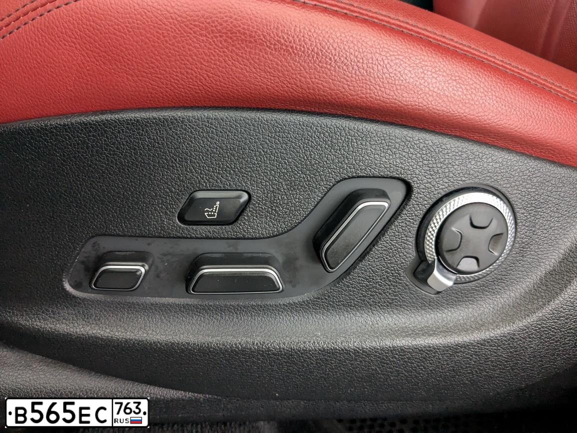 Фото автомобиля VOLVO V90, 2019 — госномер В565ЕС763. Цвет: синий
