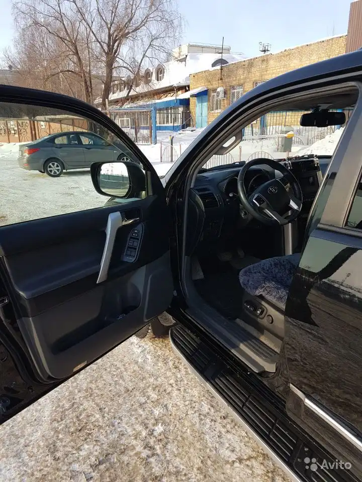 Фото автомобиля MERCEDES S-KLASSE, 2006 — госномер О800ОО86. Цвет: ЧЕРНЫЙ