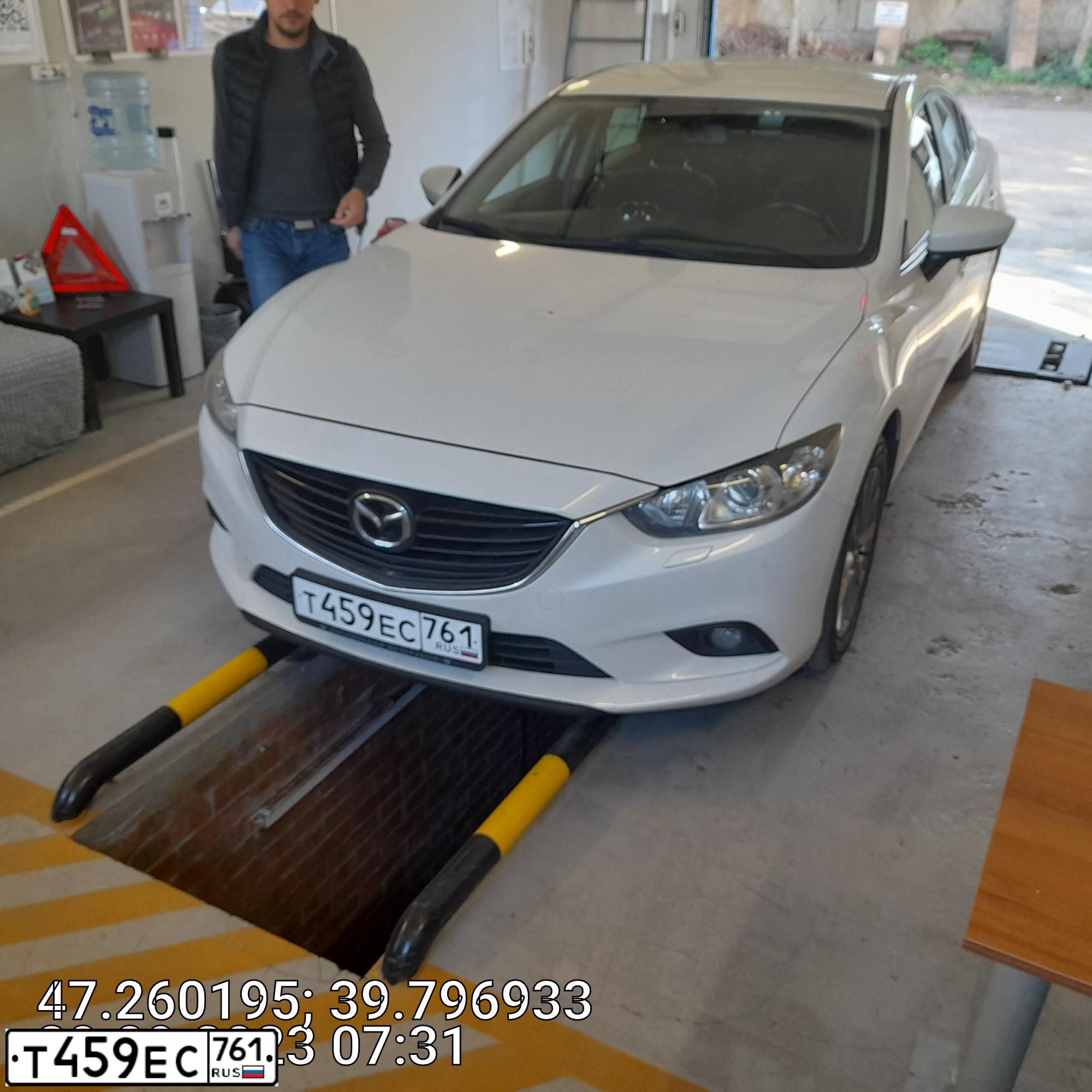 Фото автомобиля MAZDA 6, 2014 — госномер Т459ЕС761. Цвет: Белый