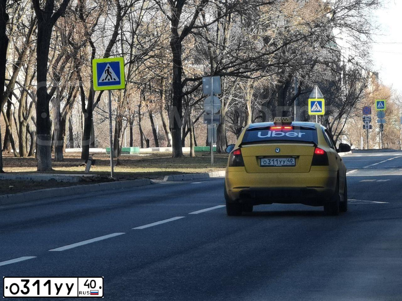 Фото автомобиля SKODA OCTAVIA, 2012 — госномер Т672ЕВ193. Цвет: серый