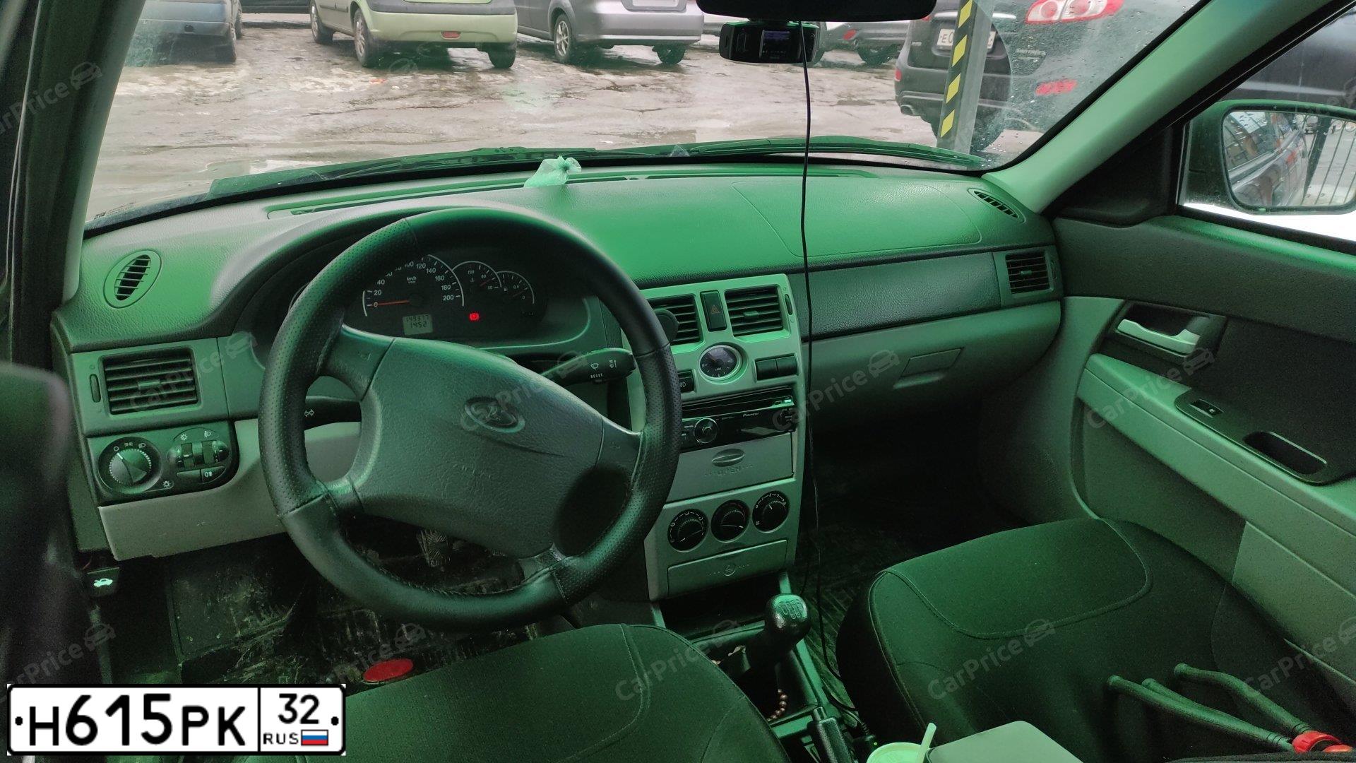 Фото автомобиля LADA 2170 PRIORA, 2008 — госномер С624АС40. Цвет: СЕРЫЙ
