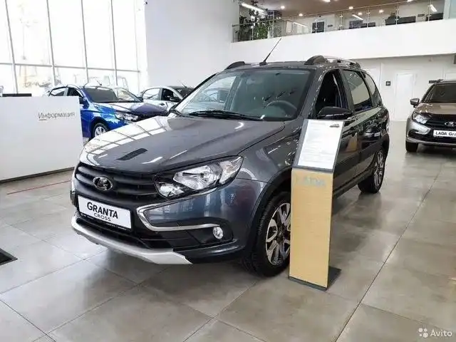 Фото автомобиля LADA GRANTA, 2020 — госномер К548МТ142. Цвет: СЕРЕБРИСТО-ТЕМНО-СЕРЫЙ МЕТАЛЛИК