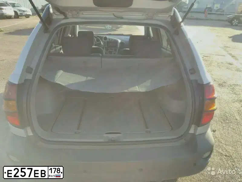Фото автомобиля PONTIAC VIBE, 2005 — госномер Т774ТА196. Цвет: СВЕТЛО СЕРЫЙ