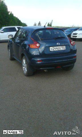 Фото автомобиля NISSAN JUKE, 2012 — госномер Н224ЕЕ102. Цвет: ТЕМНО-СИНИЙ