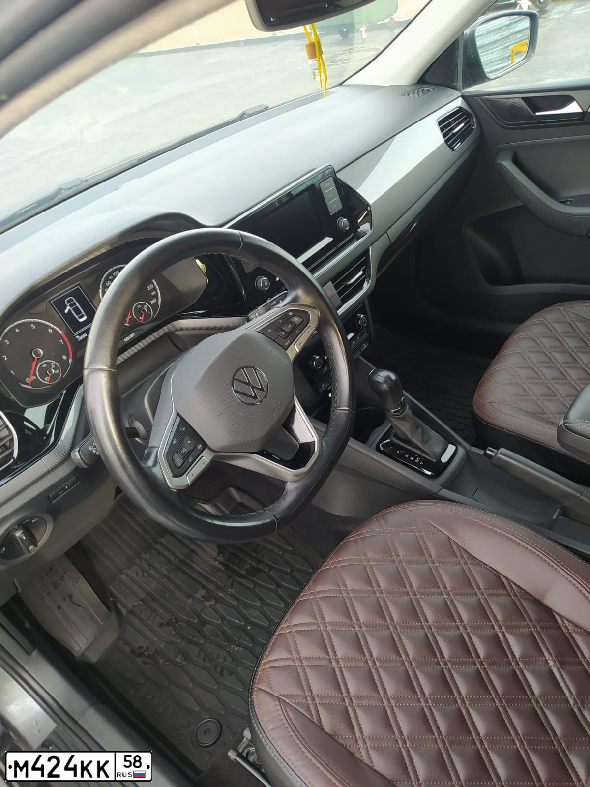 Фото автомобиля KIA RIO, 2014 — госномер Р261ЕН58. Цвет: ЧЕРНЫЙ