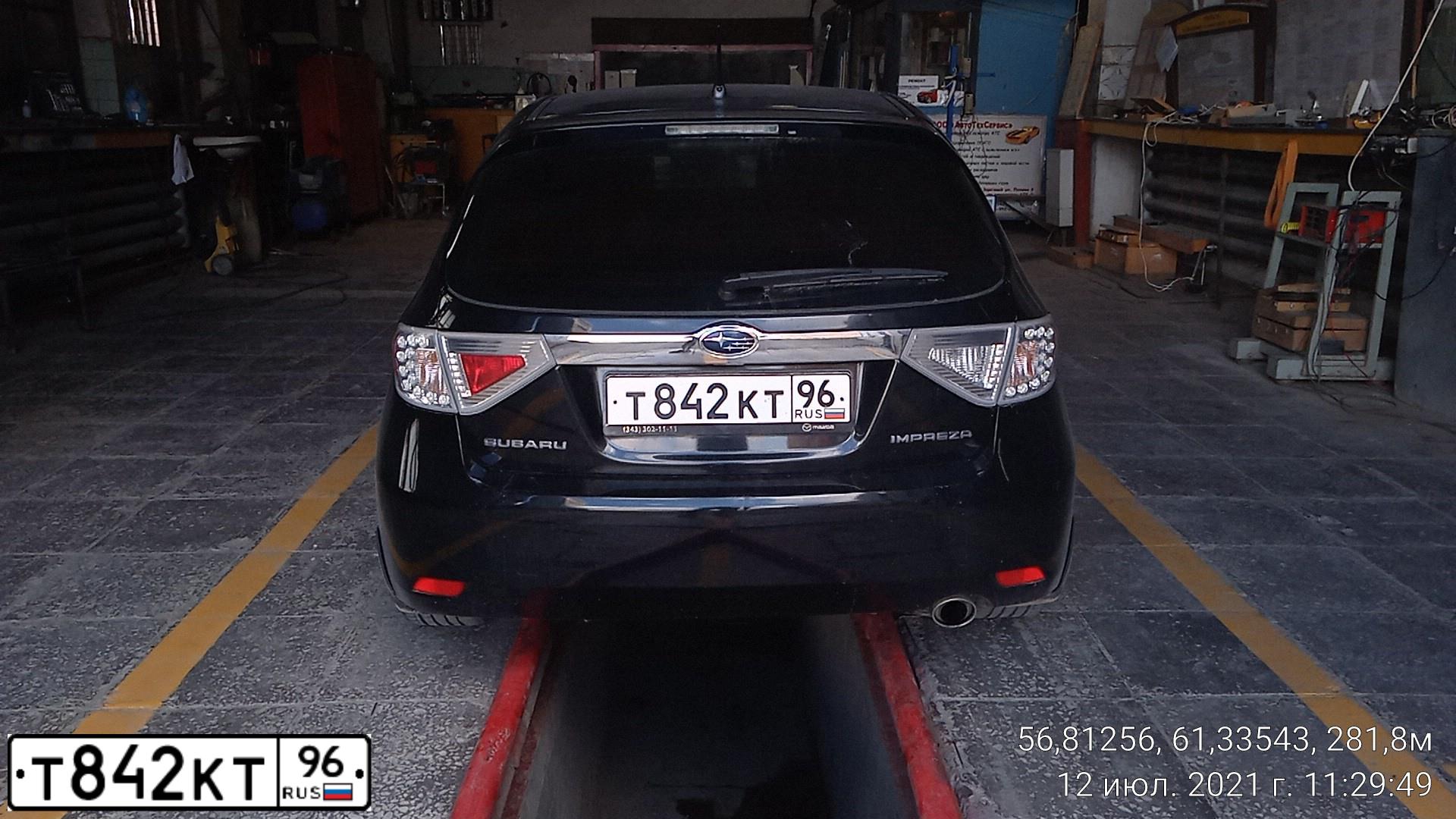 Фото автомобиля SUBARU IMPREZA, 2007 — госномер К834МО122. Цвет: ЧЕРНЫЙ