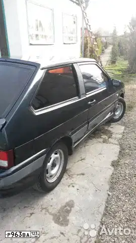 Фото автомобиля LADA 2113 SAMARA, 2006 — госномер Р963ВА123. Цвет: ЧЕРНЫЙ МЕТАЛЛИК
