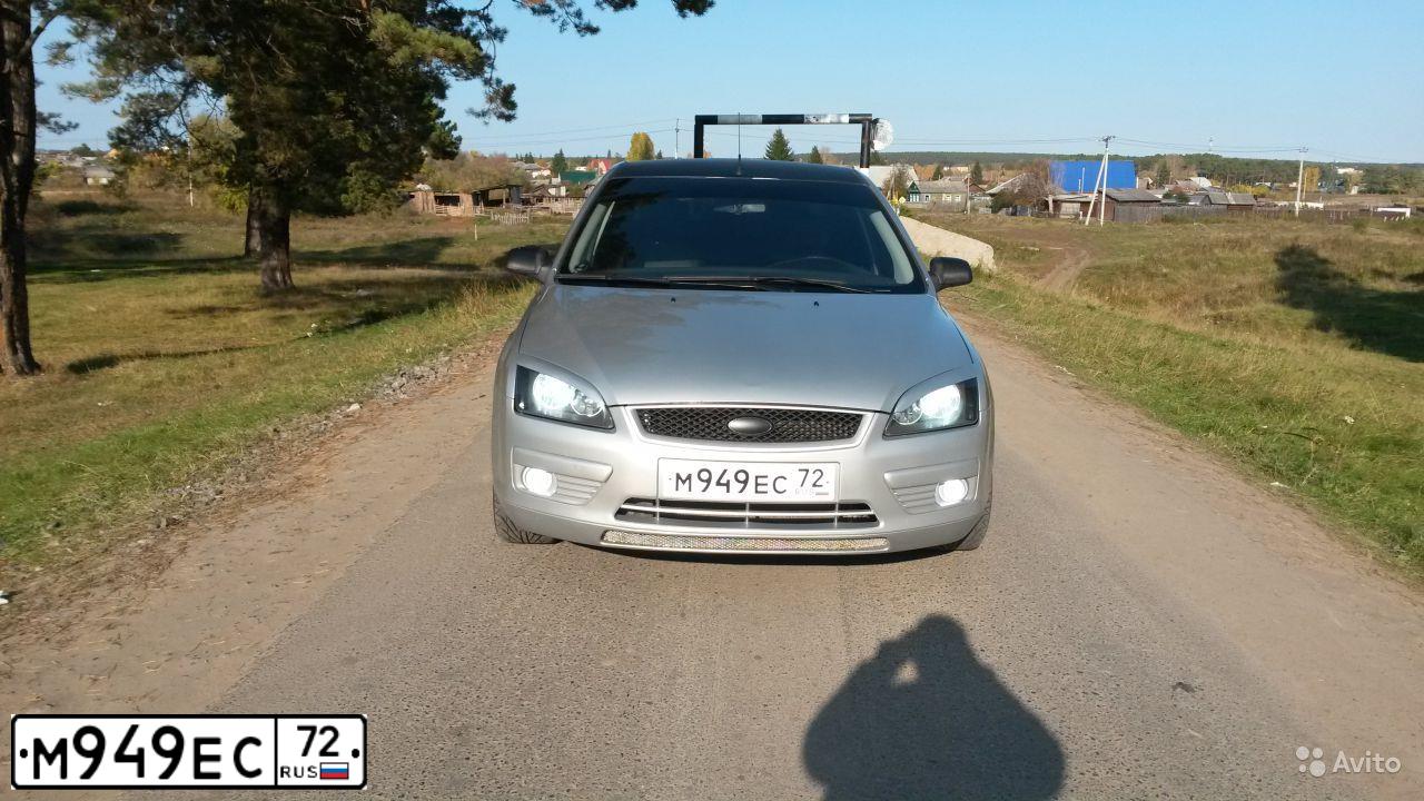 Фото автомобиля FORD FOCUS, 2005 — госномер М920УУ72. Цвет: Серебристый