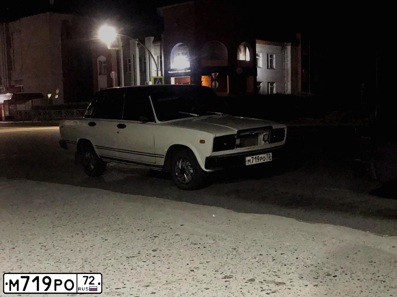 Фото автомобиля LADA 2107, 2004 — госномер К293ТХ72. Цвет: Белый