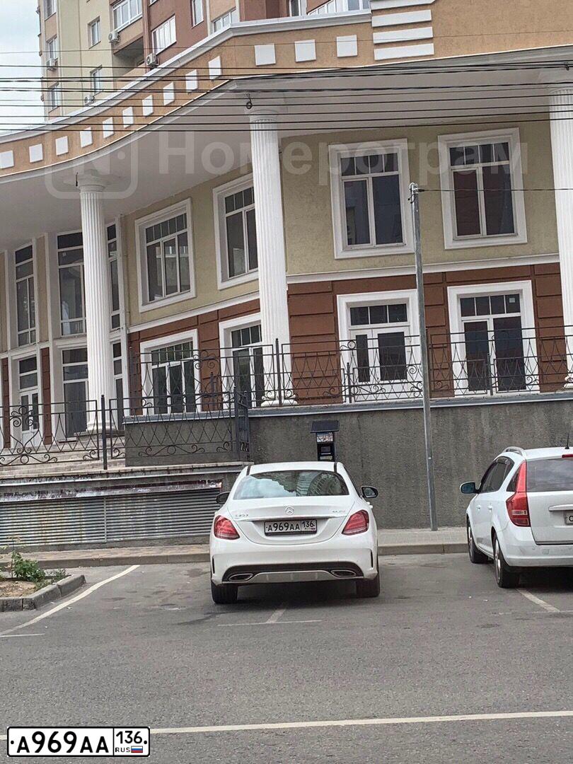 Фото автомобиля MERCEDES C-KLASSE, 2016 — госномер А969АА136. Цвет: Белый