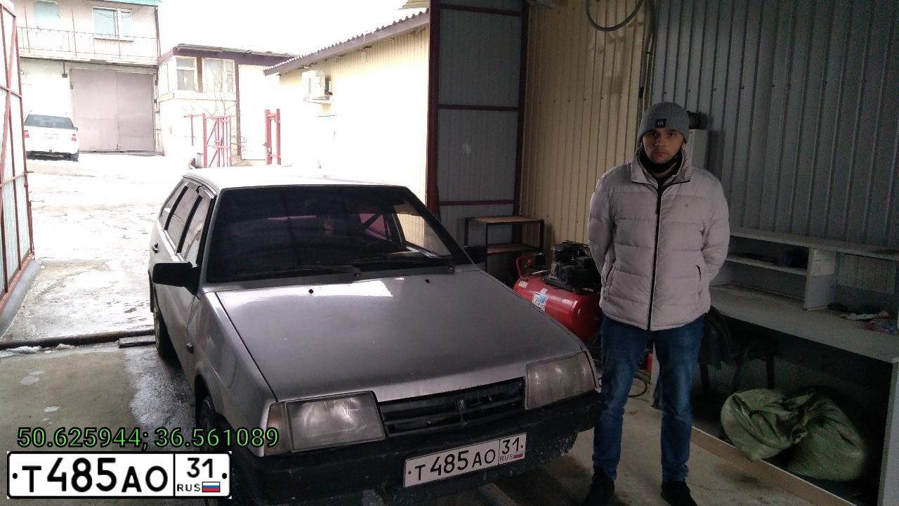Фото автомобиля ВАЗ 21093, 2001 — госномер Х575УК60. Цвет: Светло-Серебристый металлик